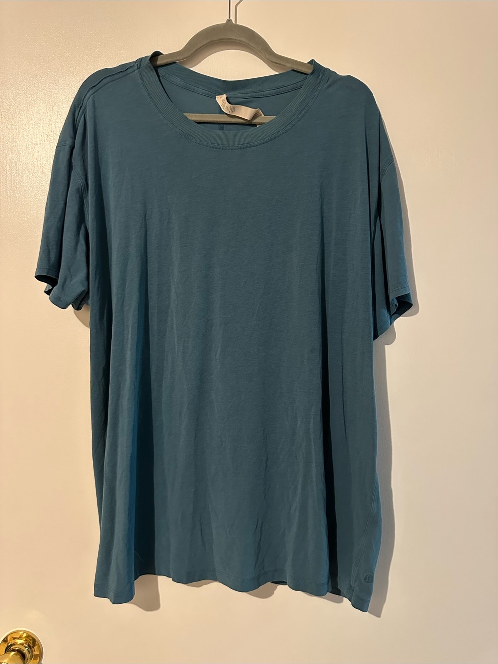 lululemon athletica Men's Short Sleeve Tee in Teal Blue